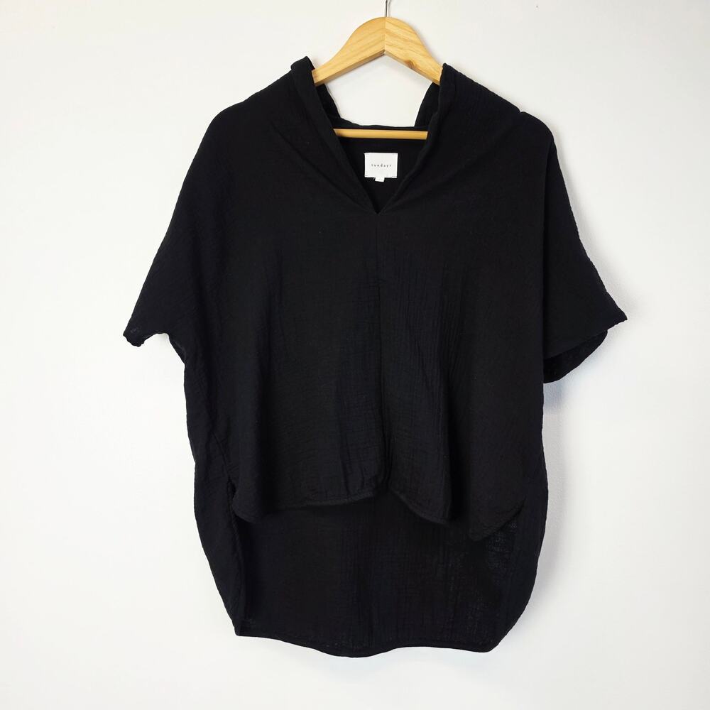 Sundays Black Gauze Cotton Popover Top Short Sleeve V-Neck Blouse Size 0 Minimal